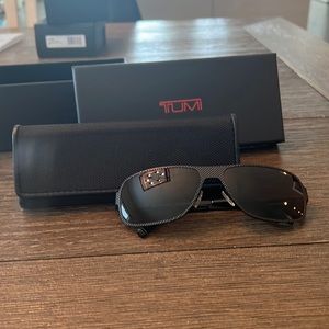 Tumi Men Sunglasses